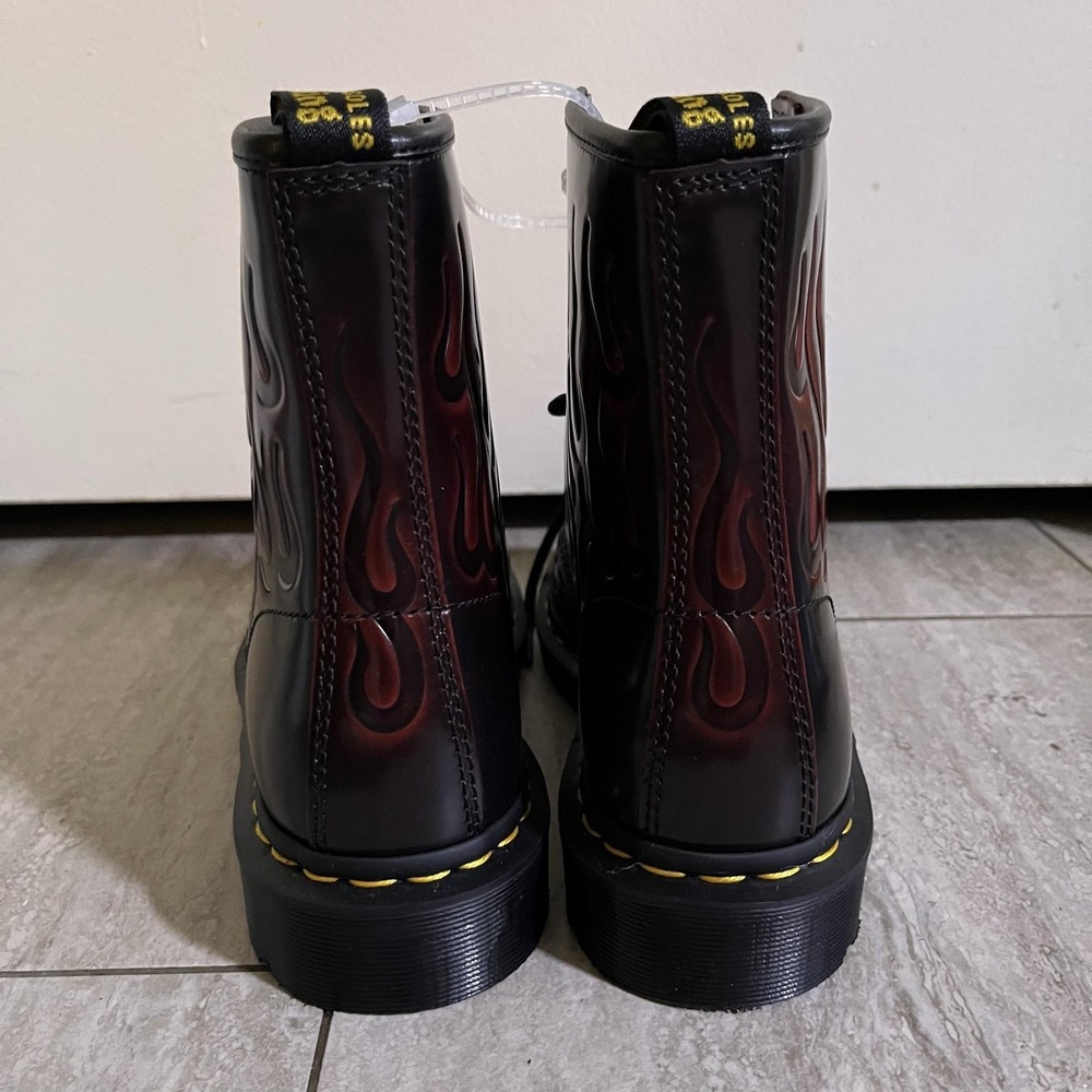 Dr. Martens 1460 Inferno Boots Mens 6 Womens 7 Black Flame Leather Combat 1A004 - Picture 4 of 8